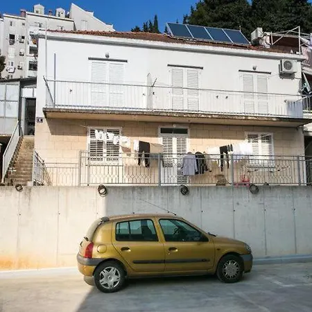 Kusalo- With Patio 1 * Dubrovnik