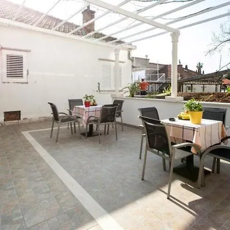 Kusalo- With Patio 1 Apartment